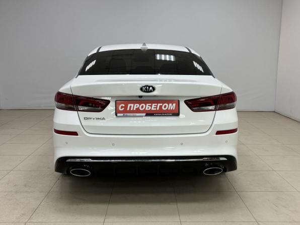 Kia Optima IV Рестайлинг с пробегом 2018 года, цена 2 060 000 рублей, 138736 км, седан, Автокод Объявления