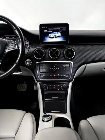 Mercedes-Benz GLA I (X156) Рестайлинг с пробегом 2019 года, цена 1 818 000 рублей, 187479 км, внедорожник, Автокод Объявления