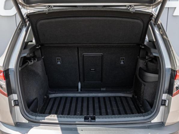 Skoda Karoq I с пробегом 2021 года, цена 2 445 000 рублей, 76092 км, внедорожник, Автокод Объявления