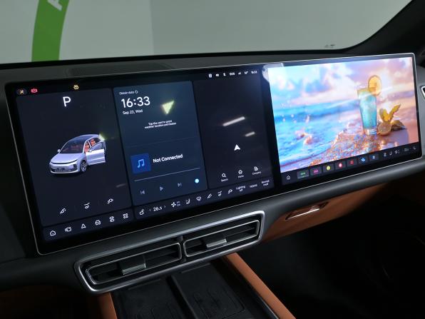 Li Auto (Lixiang) L6 I с пробегом 2024 года, цена 5 740 000 рублей, 52676 км, внедорожник, Автокод Объявления