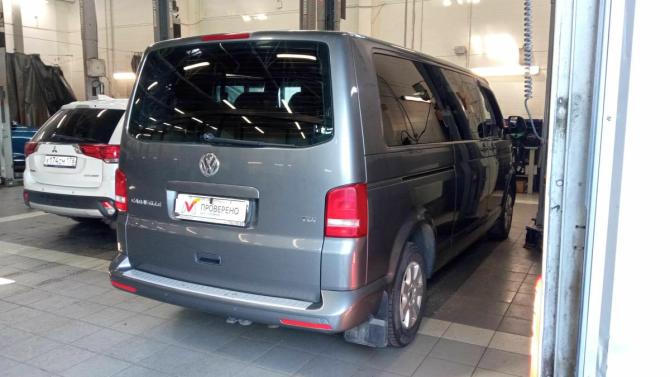 Volkswagen Caravelle T5 Рестайлинг с пробегом 2013 года, цена 1 650 000 рублей, 214347 км, минивэн, Автокод Объявления