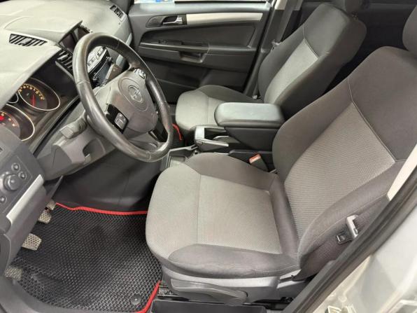 Opel Zafira B Рестайлинг с пробегом 2011 года, цена 778 960 рублей, 167390 км, минивэн, Автокод Объявления