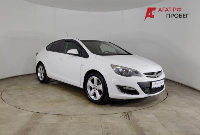 Opel Astra H Рестайлинг с пробегом 2013 года, цена 710 000 рублей, 170351 км, седан, Автокод Объявления