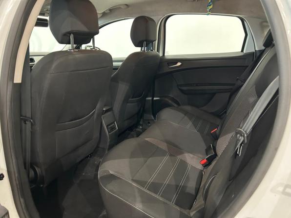 Renault Arkana I с пробегом 2019 года, цена 1 399 000 рублей, 122131 км, внедорожник, Автокод Объявления