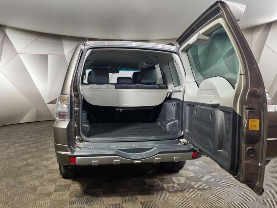 Mitsubishi Pajero IV Рестайлинг 1 Москва  - изображение 12