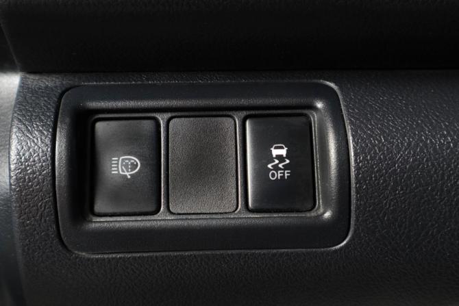 Toyota Camry VII (XV50) Рестайлинг с пробегом 2016 года, цена 2 099 000 рублей, 185000 км, седан, Автокод Объявления