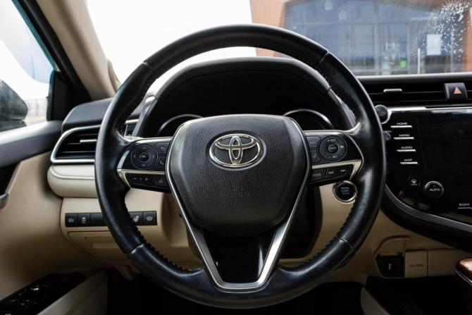 Toyota Camry VIII (XV70) с пробегом 2018 года, цена 2 288 000 рублей, 244548 км, седан, Автокод Объявления