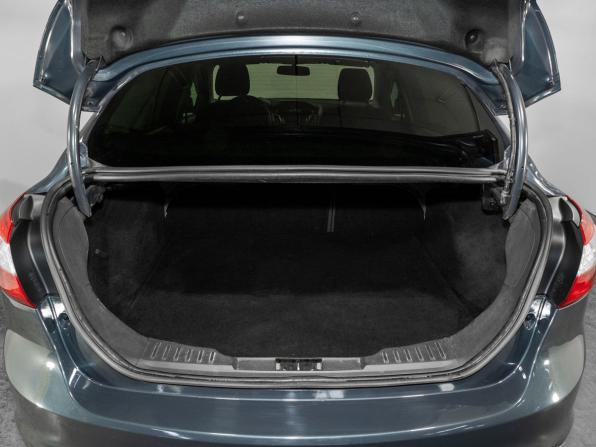 Ford Focus III с пробегом 2012 года, цена 800 000 рублей, 130298 км, седан, Автокод Объявления
