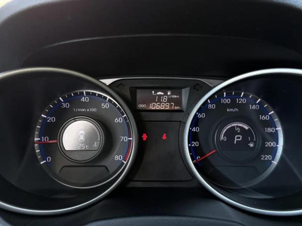 Hyundai ix35 I Рестайлинг с пробегом 2014 года, цена 1 499 000 рублей, 106883 км, внедорожник, Автокод Объявления
