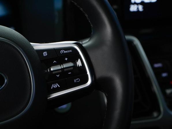 Kia Sorento IV с пробегом 2021 года, цена 3 377 444 рубля, 71478 км, внедорожник, Автокод Объявления