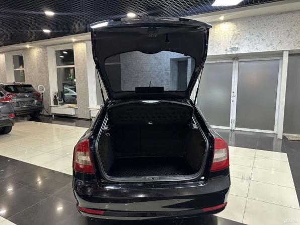 Skoda Octavia II (A5) Рестайлинг с пробегом 2013 года, цена 1 035 000 рублей, 167610 км, лифтбек, Автокод Объявления