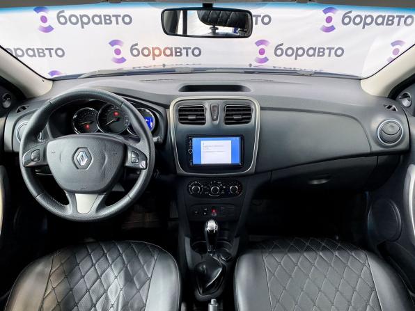 Renault Logan II с пробегом 2017 года, цена 740 000 рублей, 119367 км, седан, Автокод Объявления