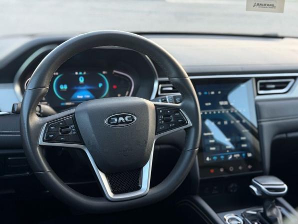 JAC J7 I с пробегом 2023 года, цена 1 050 000 рублей, 135000 км, лифтбек, Автокод Объявления