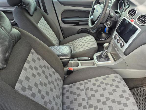 Ford Focus II Рестайлинг с пробегом 2008 года, цена 494 000 рублей, 264000 км, седан, Автокод Объявления
