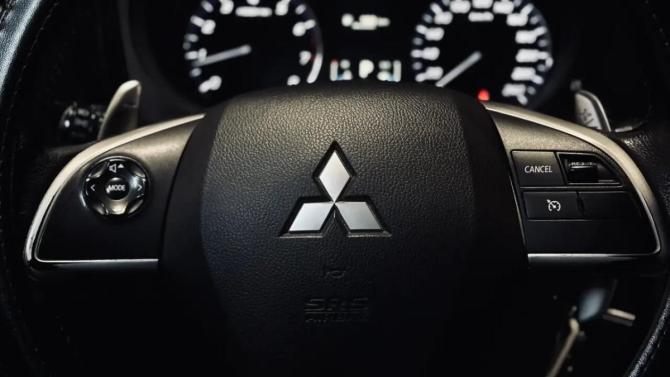 Mitsubishi Outlander III с пробегом 2014 года, цена 1 300 000 рублей, 210000 км, внедорожник, Автокод Объявления