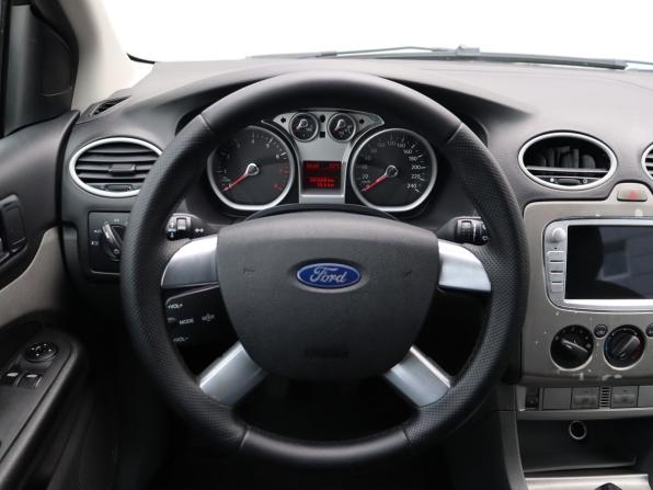 Ford Focus II Рестайлинг с пробегом 2009 года, цена 549 000 рублей, 207000 км, хэтчбек, Автокод Объявления