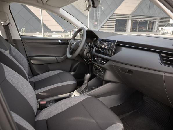 Skoda Rapid II с пробегом 2022 года, цена 1 687 000 рублей, 68642 км, лифтбек, Автокод Объявления