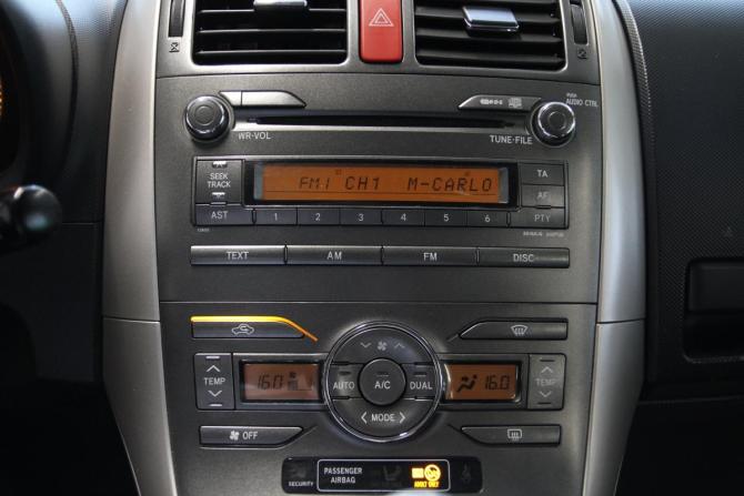 Toyota Auris I с пробегом 2007 года, цена 649 000 рублей, 199000 км, хэтчбек, Автокод Объявления