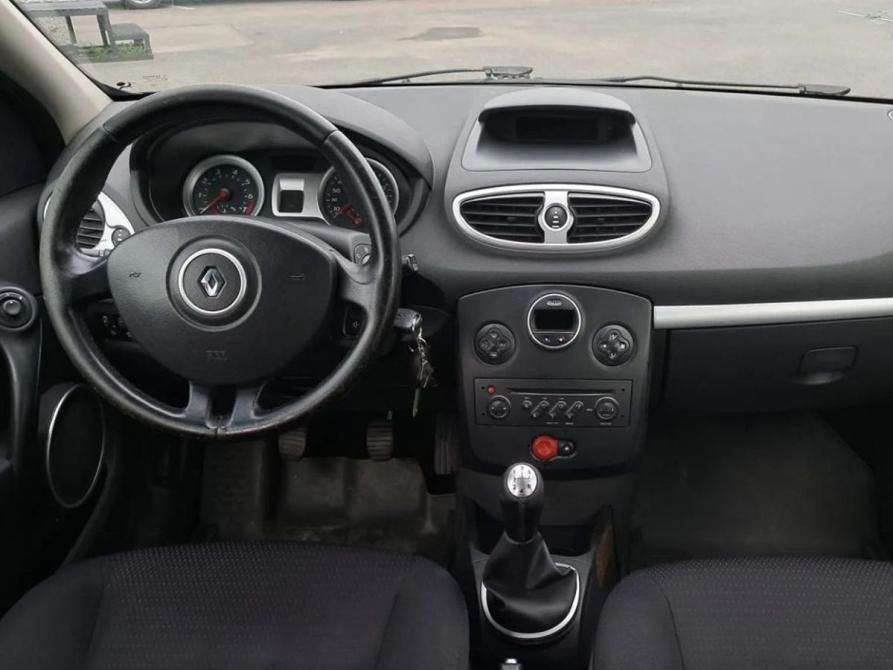 Renault Clio III Санкт-Петербург  - изображение 8