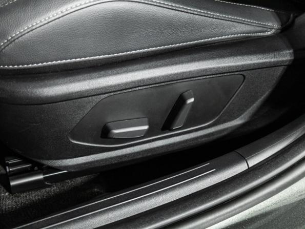 Hyundai Elantra VII (CN7) Рестайлинг с пробегом 2024 года, цена 2 399 700 рублей, 17853 км, седан, Автокод Объявления