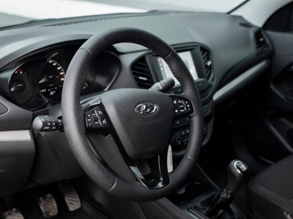 Lada (ВАЗ) Vesta I с пробегом 2022 года, цена 1 100 000 рублей, 41632 км, седан, Автокод Объявления