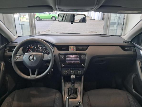Skoda Octavia III (A7) Рестайлинг с пробегом 2017 года, цена 1 607 000 рублей, 140000 км, лифтбек, Автокод Объявления