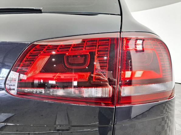 Volkswagen Touareg II Рестайлинг с пробегом 2017 года, цена 3 200 000 рублей, 162576 км, внедорожник, Автокод Объявления