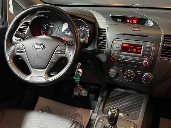 Kia Cerato III с пробегом 2013 года, цена 1 015 000 рублей, 158328 км, седан, Автокод Объявления
