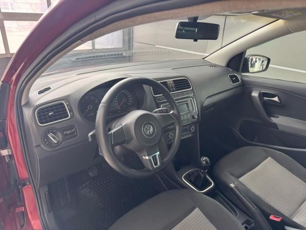 Volkswagen Polo V с пробегом 2014 года, цена 749 000 рублей, 171144 км, седан, Автокод Объявления