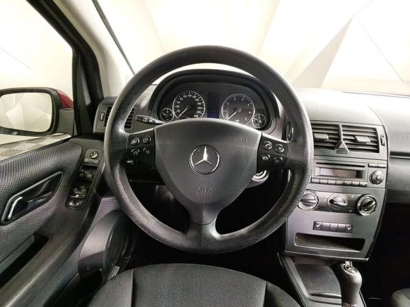 Mercedes-Benz A-Класс II (W169) Рестайлинг с пробегом 2011 года, цена 697 000 рублей, 130600 км, хэтчбек, Автокод Объявления