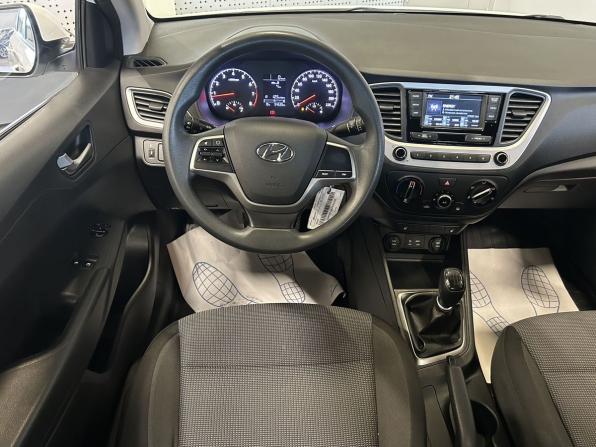 Hyundai Solaris II с пробегом 2017 года, цена 510 000 рублей, 94639 км, седан, Автокод Объявления