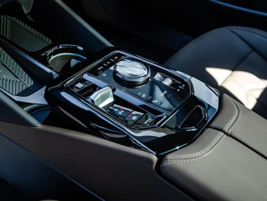 BMW 5 серии VIII (G60/G61/G68) Магнитогорск  - изображение 22