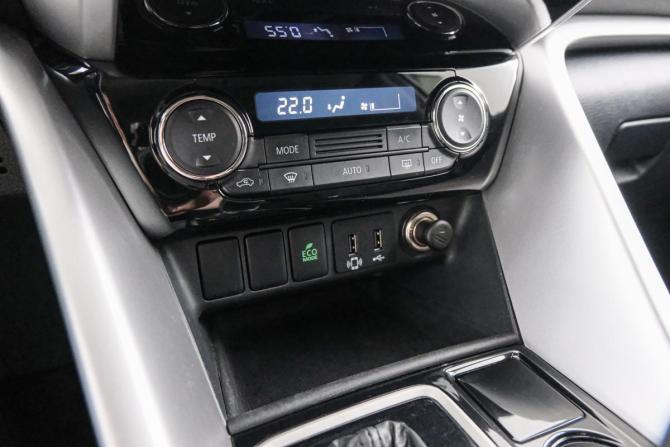 Mitsubishi Eclipse Cross I с пробегом 2019 года, цена 2 399 000 рублей, 50285 км, внедорожник, Автокод Объявления