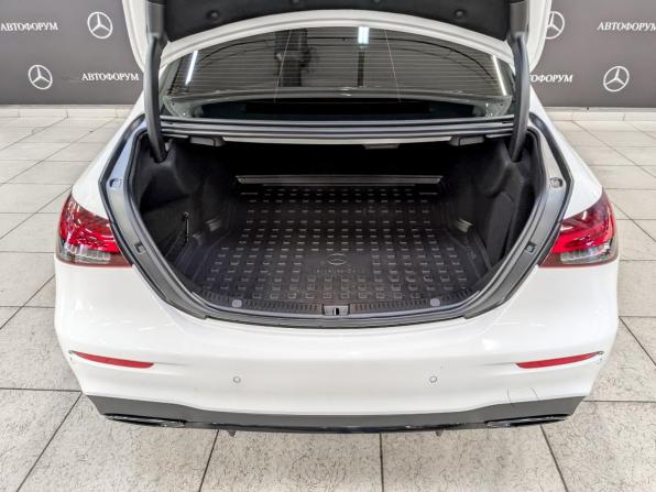 Mercedes-Benz E-Класс V (W213 S213 C238) Рестайлинг с пробегом 2021 года, цена 4 350 000 рублей, 70800 км, седан, Автокод Объявления