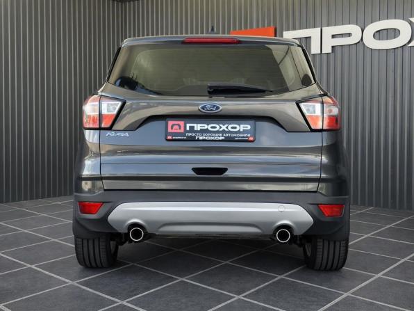 Ford Kuga II Рестайлинг с пробегом 2016 года, цена 1 647 000 рублей, 97442 км, внедорожник, Автокод Объявления