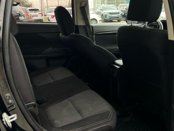 Mitsubishi Outlander III Рестайлинг 3 с пробегом 2019 года, цена 1 637 000 рублей, 308009 км, внедорожник, Автокод Объявления
