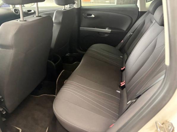 SEAT Leon II Рестайлинг с пробегом 2012 года, цена 833 000 рублей, 114023 км, хэтчбек, Автокод Объявления