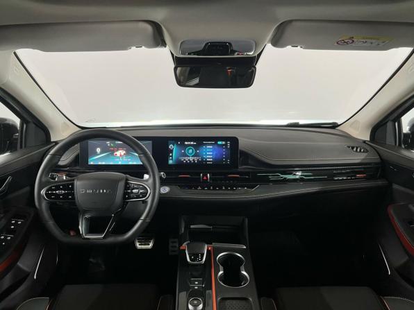 Omoda S5 GT с пробегом 2023 года, цена 2 600 000 рублей, 971 км, седан, Автокод Объявления