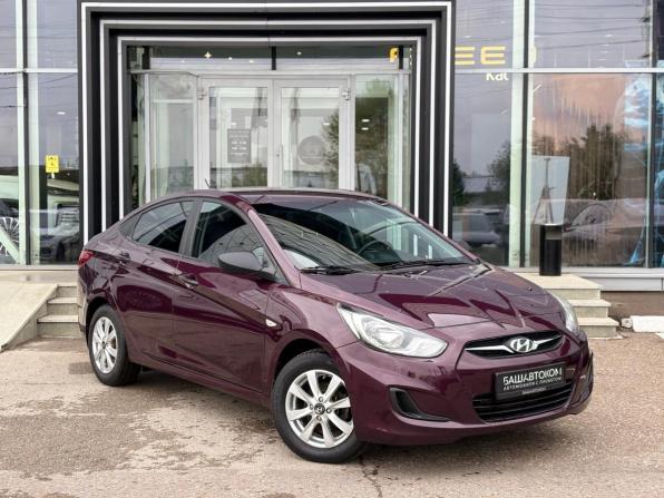 Hyundai Solaris I с пробегом 2013 года, цена 850 000 рублей, 112833 км, седан, Автокод Объявления