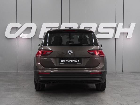 Volkswagen Tiguan II с пробегом 2020 года, цена 2 438 000 рублей, 115301 км, внедорожник, Автокод Объявления