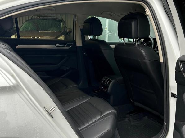 Volkswagen Passat B8 с пробегом 2018 года, цена 1 555 700 рублей, 146502 км, седан, Автокод Объявления