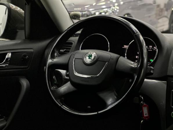 Skoda Yeti I с пробегом 2012 года, цена 1 570 000 рублей, 53425 км, внедорожник, Автокод Объявления
