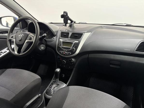 Hyundai Solaris I с пробегом 2013 года, цена 600 000 рублей, 176745 км, хэтчбек, Автокод Объявления