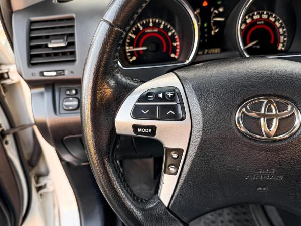 Toyota Highlander II (XU40) Рестайлинг с пробегом 2012 года, цена 2 074 300 рублей, 212085 км, внедорожник, Автокод Объявления