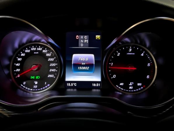 Mercedes-Benz Vito III (W447) Рестайлинг с пробегом 2019 года, цена 4 900 000 рублей, 150800 км, минивэн, Автокод Объявления