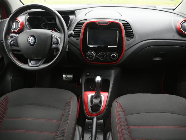Renault Kaptur I с пробегом 2019 года, цена 1 292 000 рублей, 96600 км, внедорожник, Автокод Объявления