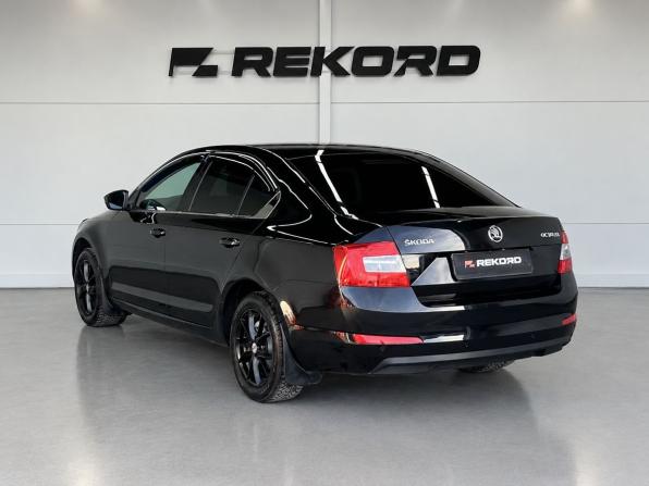 Skoda Octavia III (A7) с пробегом 2015 года, цена 1 349 000 рублей, 169429 км, лифтбек, Автокод Объявления