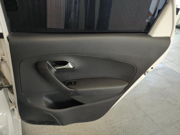 Volkswagen Polo V с пробегом 2013 года, цена 645 000 рублей, 180341 км, седан, Автокод Объявления