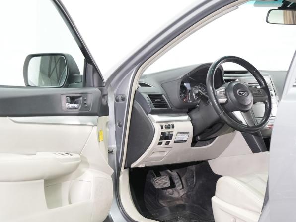 Subaru Outback IV с пробегом 2010 года, цена 1 240 000 рублей, 230600 км, универсал, Автокод Объявления