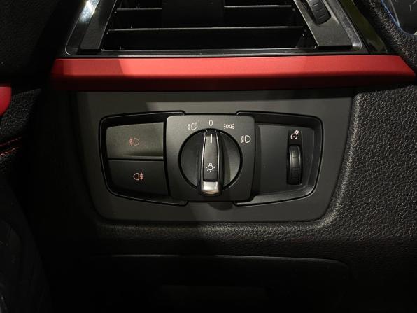 BMW 3 серии VI (F3x) с пробегом 2016 года, цена 2 350 000 рублей, 99796 км, лифтбек, Автокод Объявления